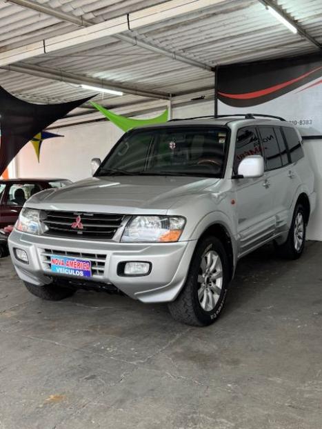 MITSUBISHI Pajero 3.2 16V 4P 4X4 7 LUGARES HPE TURBO DIESEL INTERCOOLER AUTOMTICO, Foto 3