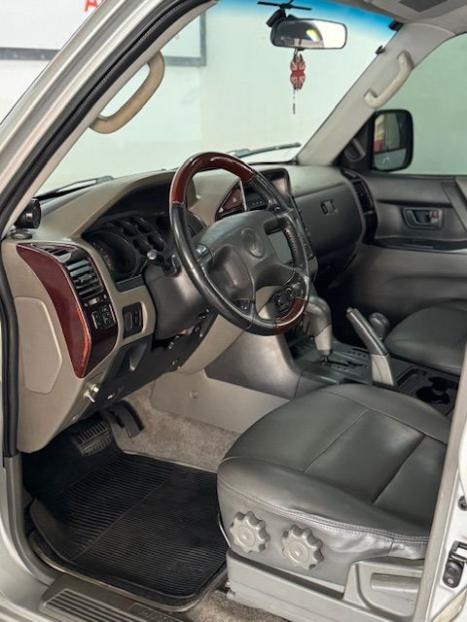 MITSUBISHI Pajero 3.2 16V 4P 4X4 7 LUGARES HPE TURBO DIESEL INTERCOOLER AUTOMTICO, Foto 7