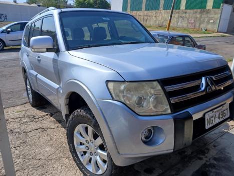 MITSUBISHI Pajero Full 3.2 16V HPE 4X4 TURBO DIESEL AUTOMTICO, Foto 2