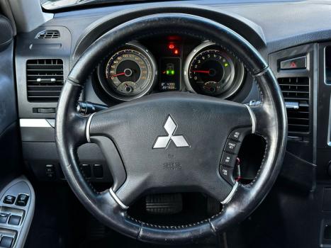 MITSUBISHI Pajero Full 3.8 V6 24V GLS 4X4 AUTOMTICO, Foto 7