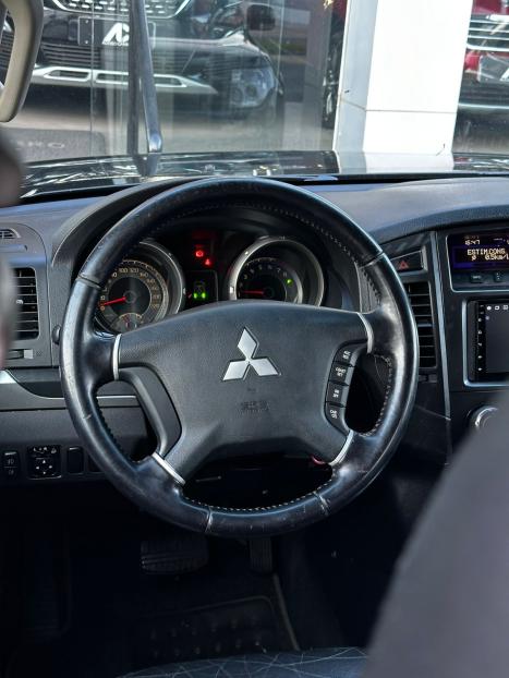 MITSUBISHI Pajero Full 3.8 V6 24V GLS 4X4 AUTOMTICO, Foto 8