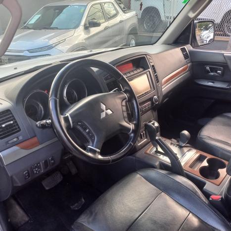 MITSUBISHI Pajero Full 3.2 16V 4P HPE 4X4 TURBO DIESEL INTERCOOLER AUTOMTICO, Foto 5