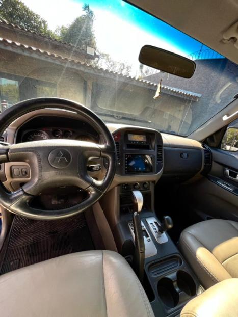 MITSUBISHI Pajero Full 3.8 V6 24V 4P HPE 4X4 AUTOMTICO, Foto 9