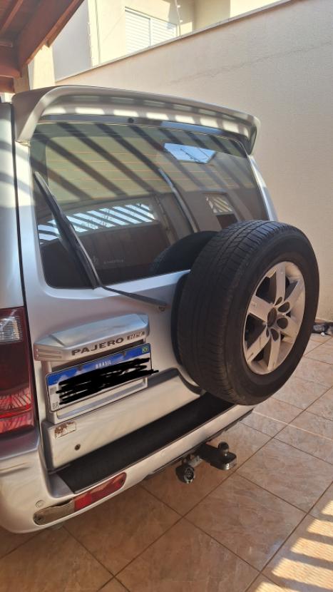 MITSUBISHI Pajero Full 3.2 16V HPE 4X4 TURBO DIESEL AUTOMTICO, Foto 4