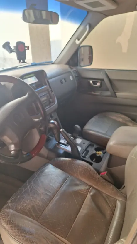 MITSUBISHI Pajero Full 3.2 16V HPE 4X4 TURBO DIESEL AUTOMTICO, Foto 7