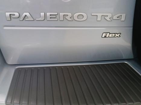 MITSUBISHI Pajero TR4 2.0 16V 4P 4X4 FLEX AUTOMTICO, Foto 10