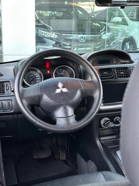 MITSUBISHI Pajero TR4 2.0 16V 4P 4X4 FLEX AUTOMTICO, Foto 7