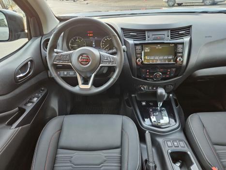 NISSAN Frontier 2.3 16V PRO4X CABINE DUPLA 4X4 BI-TURBO DIESEL AUTOMTICO, Foto 5
