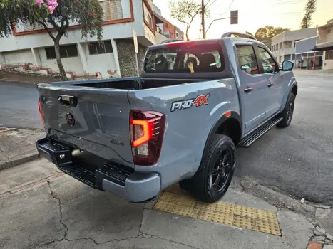 NISSAN Frontier 2.3 16V PRO4X CABINE DUPLA 4X4 BI-TURBO DIESEL AUTOMTICO, Foto 10