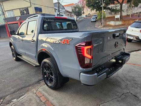 NISSAN Frontier 2.3 16V PRO4X CABINE DUPLA 4X4 BI-TURBO DIESEL AUTOMTICO, Foto 11