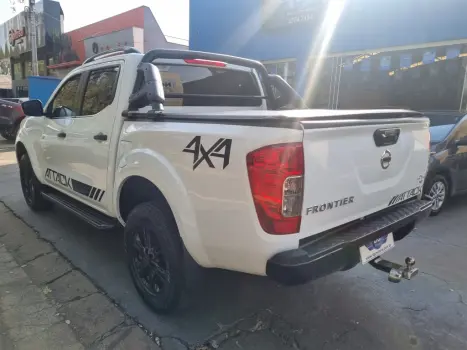 NISSAN Frontier 2.3 ATTACK CABINE DUPLA 4X4 BI-TURBO DIESEL AUTOMTICO, Foto 6