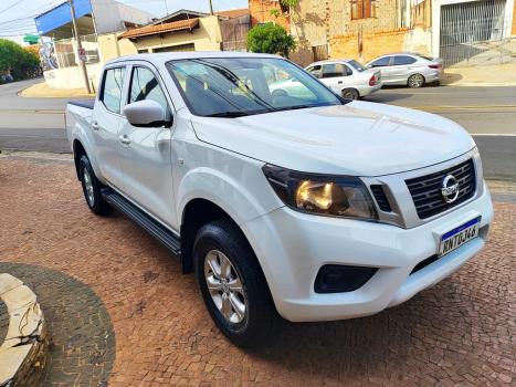 NISSAN Frontier 2.3 16V S 4X4 CABINE DUPLA BI-TURBO DIESEL, Foto 4