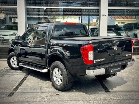 NISSAN Frontier 2.3 16V XE 4X4 CABINE DUPLA BI-TURBO DIESEL AUTOMTICO, Foto 3