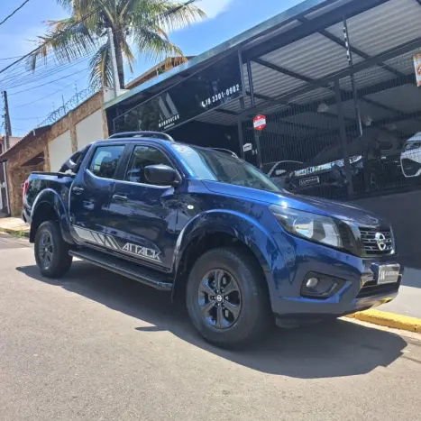 NISSAN Frontier 2.3 ATTACK CABINE DUPLA 4X4 BI-TURBO DIESEL AUTOMTICO, Foto 2