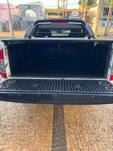NISSAN Frontier 2.3 ATTACK CABINE DUPLA 4X4 BI-TURBO DIESEL AUTOMTICO, Foto 6