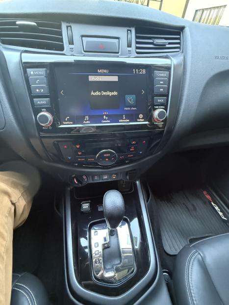 NISSAN Frontier 2.3 16V PRO4X CABINE DUPLA 4X4 BI-TURBO DIESEL AUTOMTICO, Foto 11