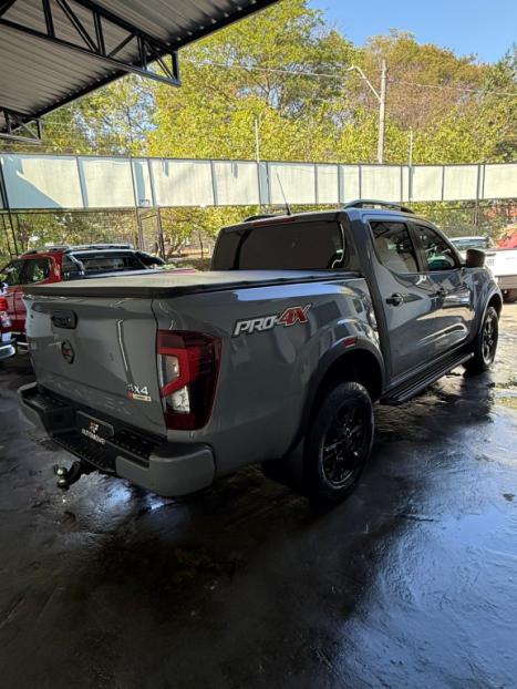 NISSAN Frontier 2.3 16V PRO4X CABINE DUPLA 4X4 BI-TURBO DIESEL AUTOMTICO, Foto 5