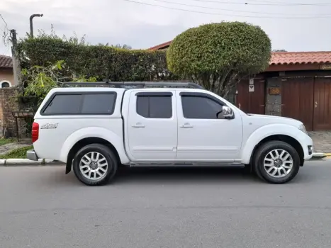 NISSAN Frontier 2.5 SL 4X4 TURBO DIESEL CABINE DUPLA AUTOMTICO, Foto 3