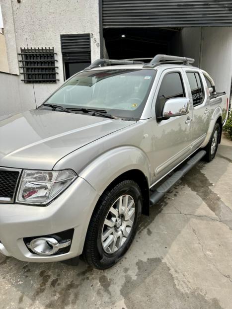 NISSAN Frontier 2.5 SL 4X4 TURBO DIESEL CABINE DUPLA AUTOMTICO, Foto 2