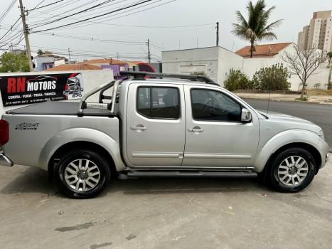 NISSAN Frontier 2.5 SL 4X4 TURBO DIESEL CABINE DUPLA AUTOMTICO, Foto 7