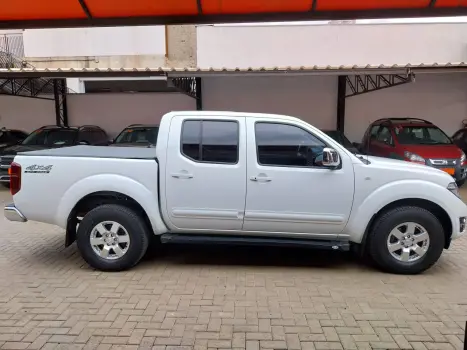 NISSAN Frontier 2.5 16V PLATINUM 4X4 TURBO DIESEL CABINE DUPLA AUTOMTICO, Foto 5