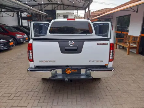 NISSAN Frontier 2.5 16V PLATINUM 4X4 TURBO DIESEL CABINE DUPLA AUTOMTICO, Foto 7