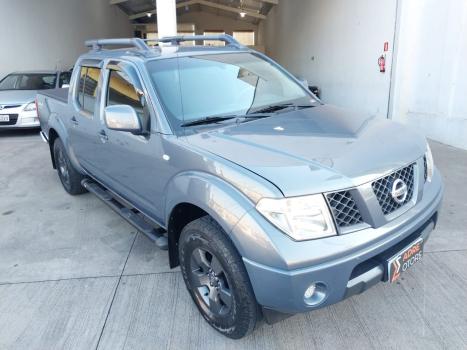 NISSAN Frontier 2.5 XE 4X4 TURBO DIESEL CABINE DUPLA, Foto 3