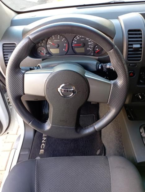 NISSAN Frontier 2.5 XE 4X4 TURBO DIESEL CABINE DUPLA, Foto 5