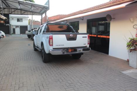 NISSAN Frontier 2.5 4X4 LE CABINE DUPLA TURBO DIESEL AUTOMTICO, Foto 8