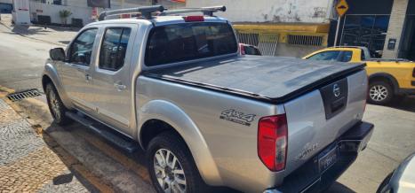 NISSAN Frontier 2.5 LE ATTACK 4X4 TURBO DIESEL CABINE DUPLA AUTOMTICO, Foto 3