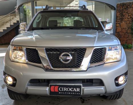 NISSAN Frontier 2.5 SL 4X4 TURBO DIESEL CABINE DUPLA AUTOMTICO, Foto 2
