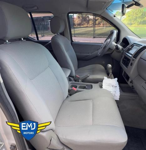 NISSAN Frontier 2.5 XE TURBO DIESEL CABINE DUPLA, Foto 8