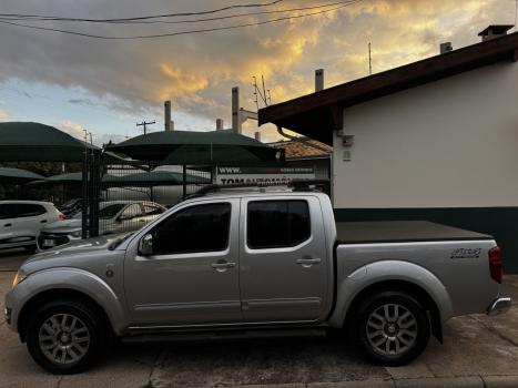 NISSAN Frontier 2.5 SL 10 ANOS 4X4 TURBO DIESEL CABINE DUPLA AUTOMTICO, Foto 32