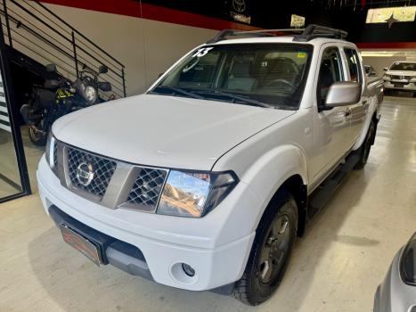 NISSAN Frontier 2.5 SE 4X4 ATTACK TURBO DIESEL CABINE DUPLA, Foto 2