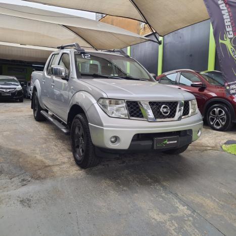 NISSAN Frontier 2.5 4X4 LE CABINE DUPLA TURBO DIESEL AUTOMTICO, Foto 2
