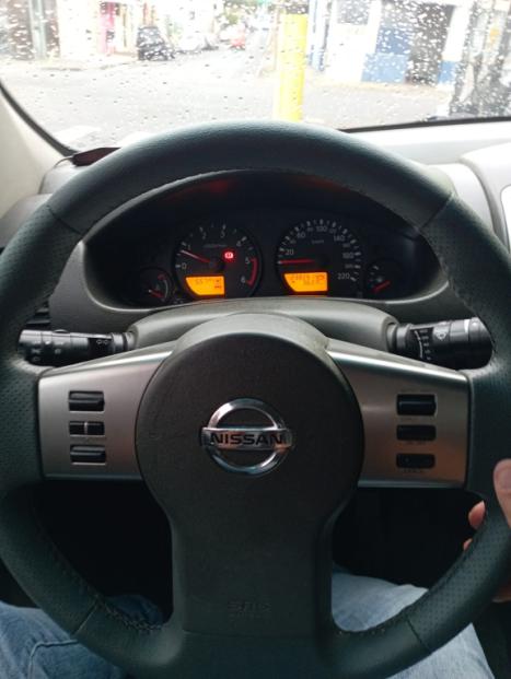 NISSAN Frontier 2.5 LE 4X4 TURBO DIESEL CABINE DUPLA, Foto 4