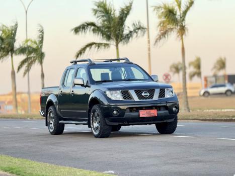 NISSAN Frontier 2.5 LE ATTACK 4X4 TURBO DIESEL CABINE DUPLA AUTOMTICO, Foto 2