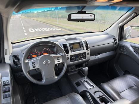 NISSAN Frontier 2.5 LE ATTACK 4X4 TURBO DIESEL CABINE DUPLA AUTOMTICO, Foto 8