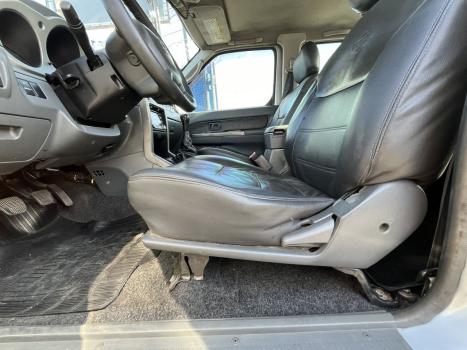 NISSAN Frontier 2.8 SE TURBO DIESEL CABINE DUPLA, Foto 21