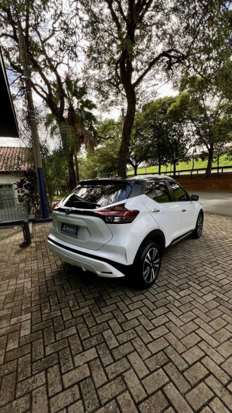 NISSAN Kicks 1.6 16V 4P FLEXSTART EXCLUSIVE XTRONIC AUTOMTICO CVT, Foto 6