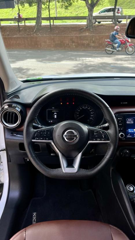 NISSAN Kicks 1.6 16V 4P FLEXSTART EXCLUSIVE XTRONIC AUTOMTICO CVT, Foto 7