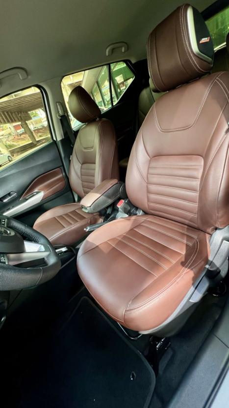 NISSAN Kicks 1.6 16V 4P FLEXSTART EXCLUSIVE XTRONIC AUTOMTICO CVT, Foto 10