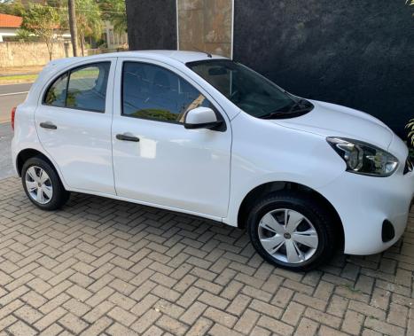 NISSAN March 1.0 12V 4P S FLEX, Foto 3