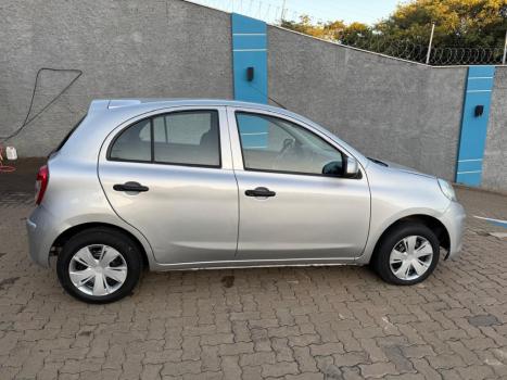 NISSAN March 1.0 12V 4P S FLEX, Foto 7