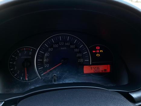 NISSAN March 1.0 12V 4P S FLEX, Foto 11