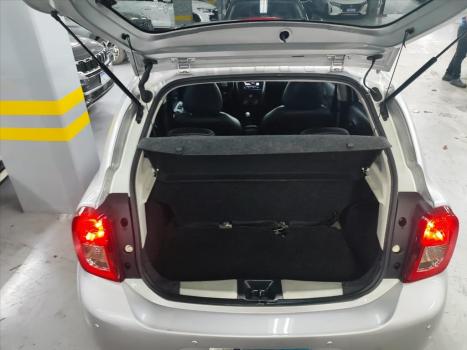 NISSAN March 1.0 12V 4P S FLEX, Foto 13