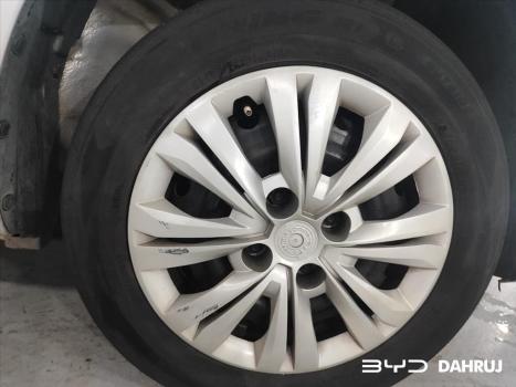 NISSAN March 1.0 12V 4P S FLEX, Foto 4