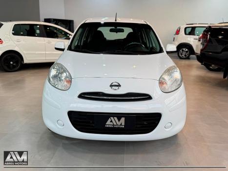 NISSAN March 1.0 16V 4P S FLEX, Foto 2