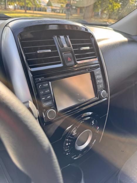NISSAN March 1.6 16V 4P SL FLEX, Foto 10