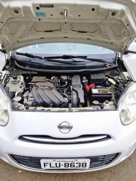 NISSAN March 1.6 16V 4P SV FLEX, Foto 5